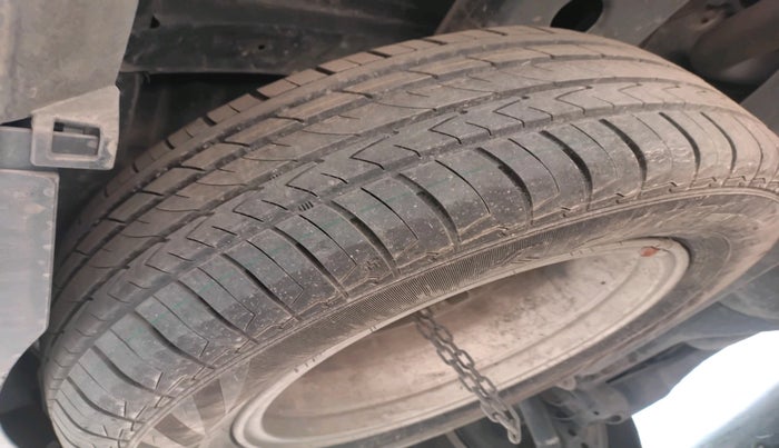 2018 Toyota Innova Crysta 2.8 GX AT 8 STR, Diesel, Automatic, 1,10,475 km, tyre