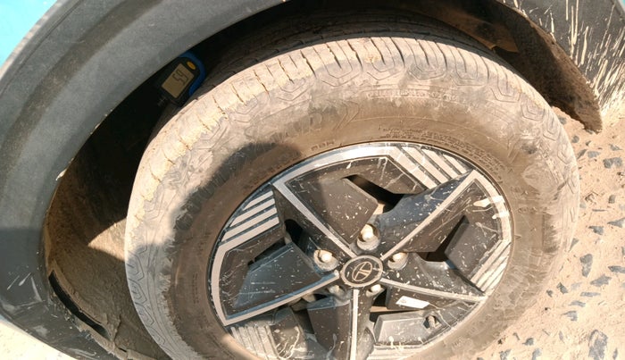 2023 Tata NEXON CREATIVE + 1.2 PETROL, Petrol, Manual, 8,288 km, tyre