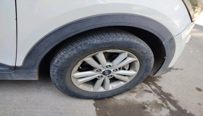 2017 Hyundai Creta SX PLUS 1.6 DIESEL, Diesel, Manual, 1,61,417 km, tyre