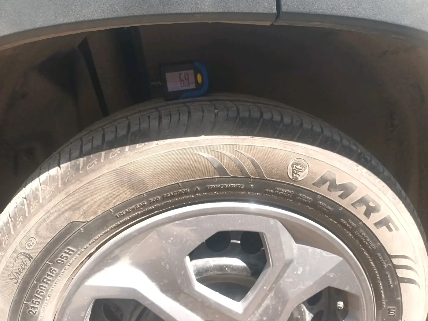 2025 Maruti BREZZA LXI, Petrol, Manual, 7,535 km, tyre