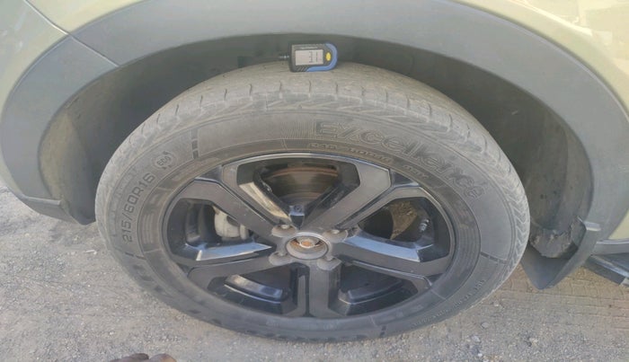 2022 Tata NEXON XZA PLUS (PREMIUM) KAZIRANGA PETROL, Petrol, Automatic, 70,366 km, tyre