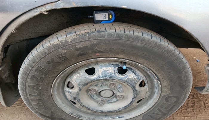 2016 Maruti Eeco 5 STR WITH A/C+HTR, CNG, Manual, 1,28,999 km, tyre