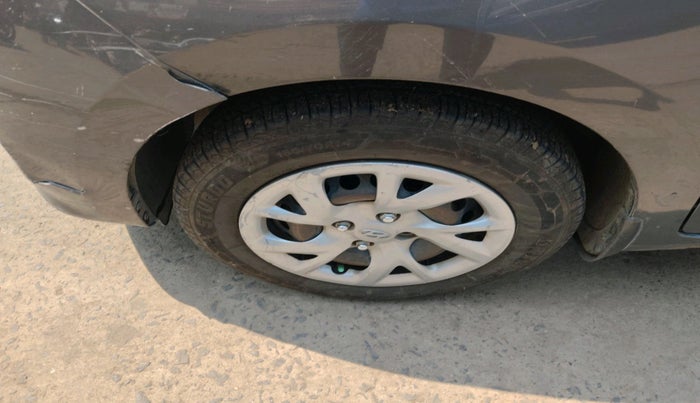 2017 Hyundai Grand i10 SPORTZ 1.2 KAPPA VTVT, Petrol, Manual, 95,111 km, tyre