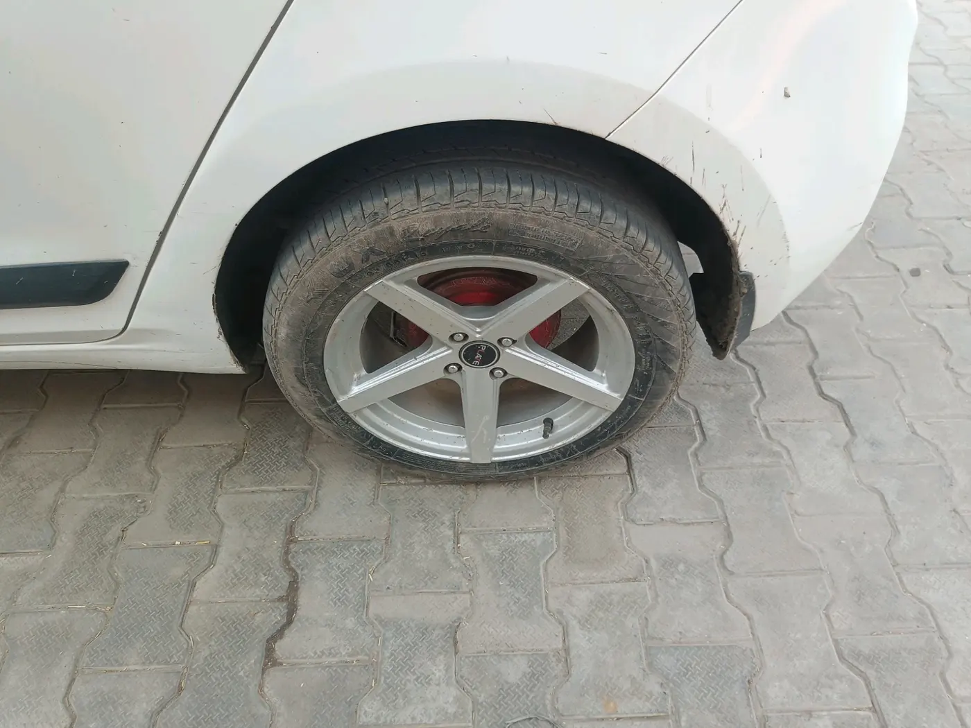 2019 Hyundai Elite i20 MAGNA PLUS 1.2, Petrol, Manual, 81,060 km, tyre