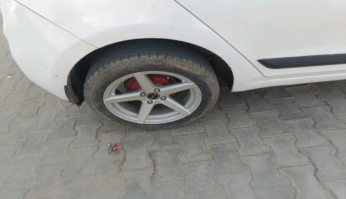 2019 Hyundai Elite i20 MAGNA PLUS 1.2, Petrol, Manual, 80,924 km, tyre