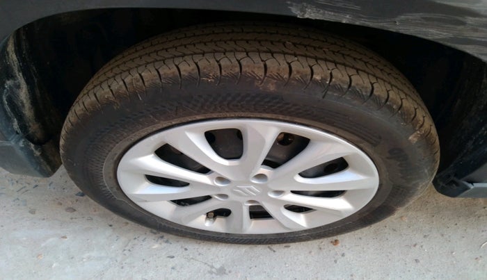 2025 Maruti Grand Vitara Delta Plus Hybrid eCVT, Hybrid, Automatic, 2,052 km, tyre