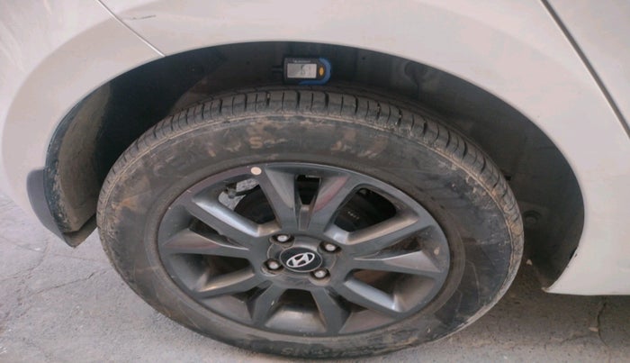 2020 Hyundai Elite i20 SPORTZ PLUS 1.2, Petrol, Manual, 68,716 km, tyre