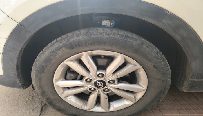 2015 Hyundai Creta SX PLUS 1.6 PETROL, Petrol, Manual, 85,632 km, tyre