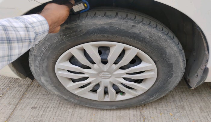 2021 Maruti Dzire VXI, Petrol, Manual, 43,113 km, tyre