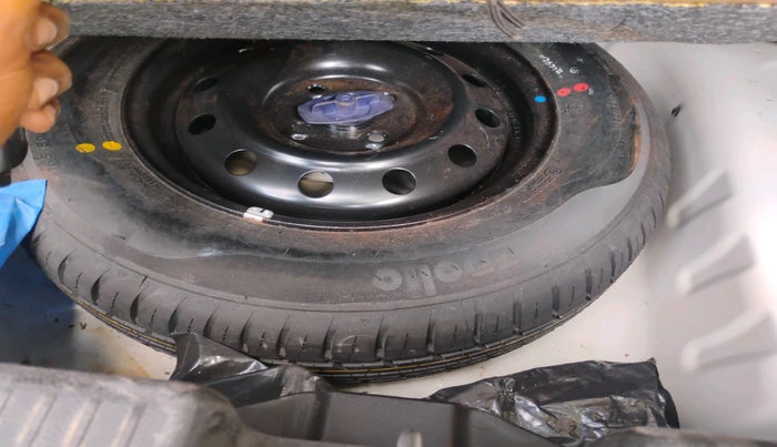 2021 Maruti Dzire VXI, Petrol, Manual, 43,113 km, tyre