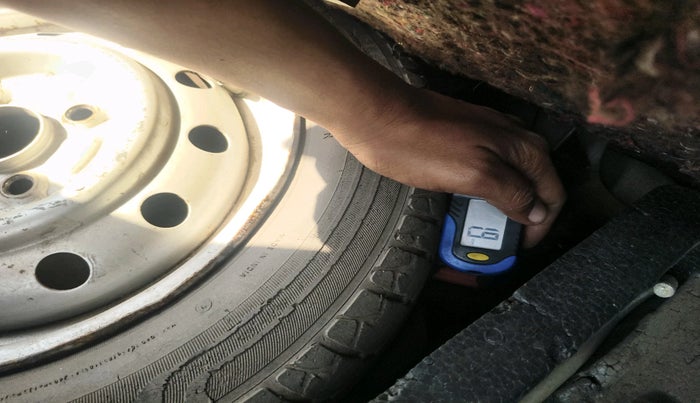 2012 Maruti Wagon R 1.0 LXI, Petrol, Manual, 29,121 km, tyre