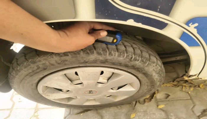 2012 Maruti Wagon R 1.0 LXI, Petrol, Manual, 29,121 km, tyre