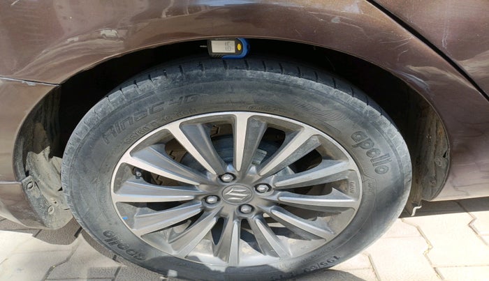 2018 Maruti Ciaz ALPHA 1.5 SHVS PETROL, Petrol, Manual, 96,156 km, tyre