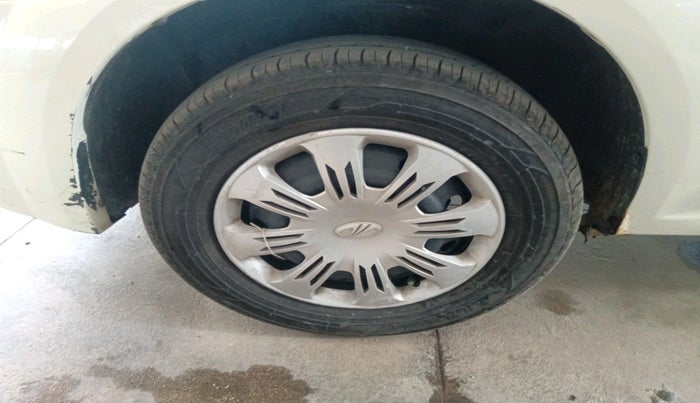 2012 Mahindra Verito 1.5 D4 BS III, Diesel, Manual, 81,898 km, tyre