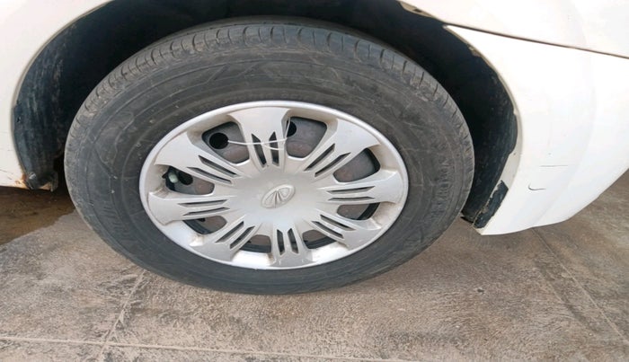 2012 Mahindra Verito 1.5 D4 BS III, Diesel, Manual, 81,898 km, tyre