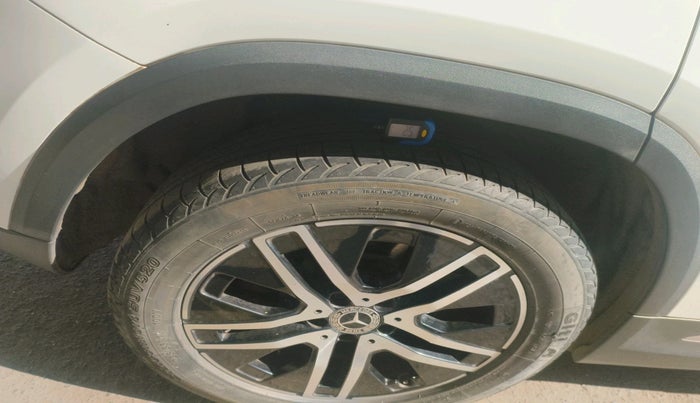 2023 Mercedes Benz GLA Class 220d, Diesel, Automatic, 33,076 km, tyre