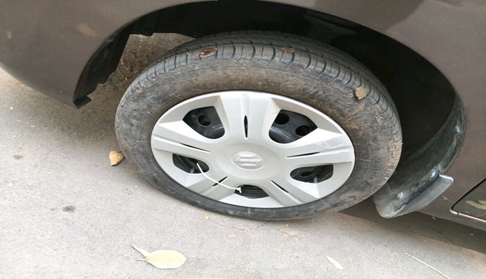 2013 Maruti Wagon R 1.0 VXI, Petrol, Manual, 45,007 km, tyre