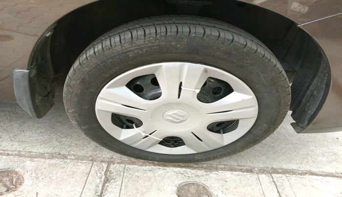 2013 Maruti Wagon R 1.0 VXI, Petrol, Manual, 45,007 km, tyre