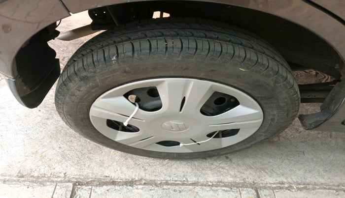 2013 Maruti Wagon R 1.0 VXI, Petrol, Manual, 45,007 km, tyre