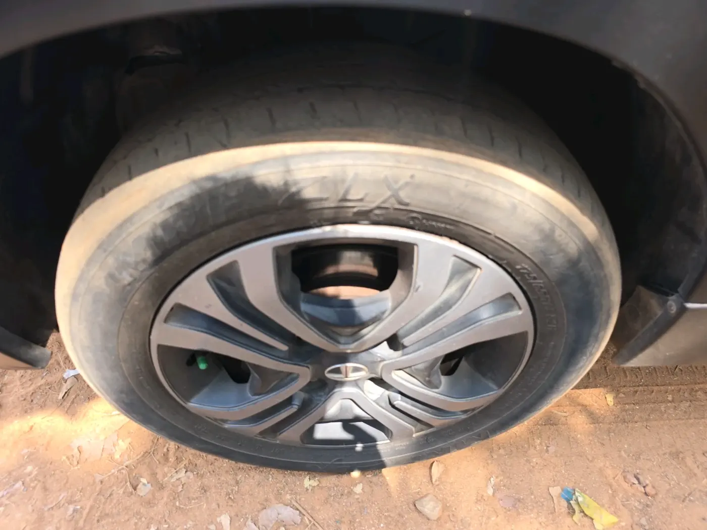 2019 Tata TIAGO NRG PETROL, Petrol, Manual, 1,10,649 km, tyre