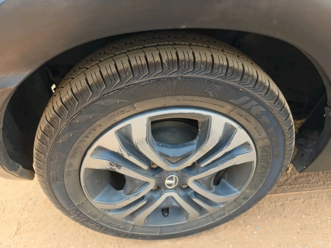 2019 Tata TIAGO NRG PETROL, Petrol, Manual, 1,10,649 km, tyre