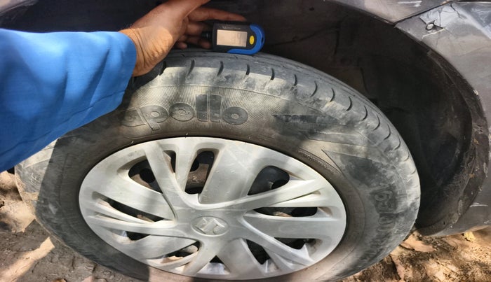 2016 Maruti Swift VDI, Diesel, Manual, 66,845 km, tyre