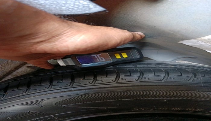 2019 Volkswagen Ameo HIGHLINE PLUS 1.5L 16 ALLOY, Diesel, Manual, 1,33,021 km, tyre