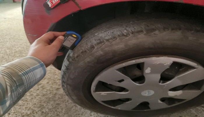 2018 Datsun Redi Go S 1.0 AMT, Petrol, Automatic, 62,264 km, tyre