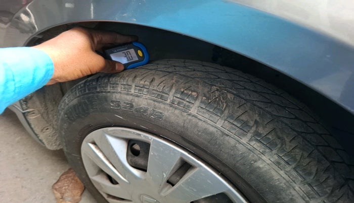 2013 Maruti Swift Dzire VXI, Petrol, Manual, 68,848 km, tyre