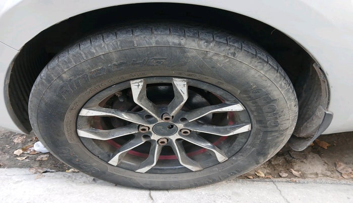 2014 Hyundai i20 MAGNA (O) 1.2, CNG, Manual, 96,710 km, tyre
