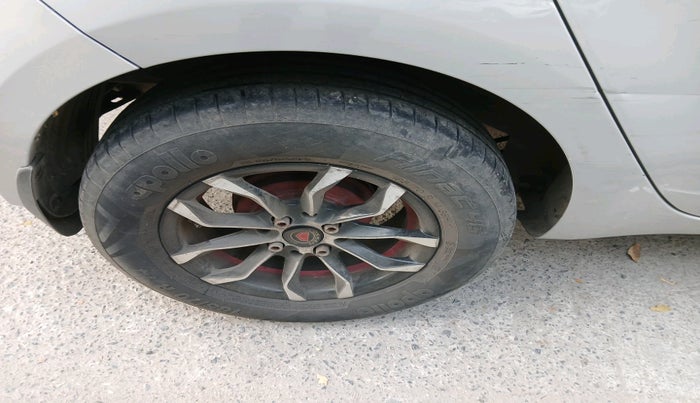 2014 Hyundai i20 MAGNA (O) 1.2, CNG, Manual, 96,710 km, tyre