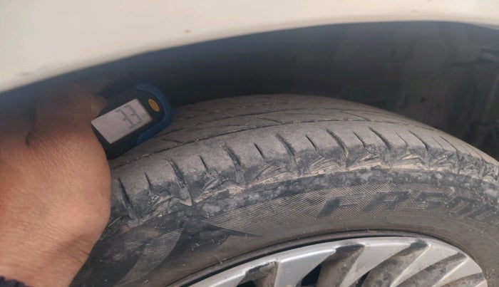 2011 Toyota Etios G, Petrol, Manual, 98,726 km, tyre