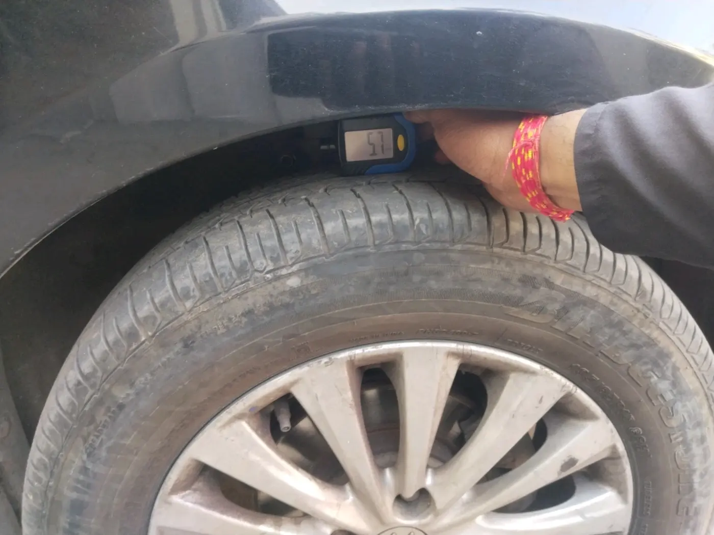 2017 Maruti Ciaz ZXI, Petrol, Manual, 64,830 km, tyre