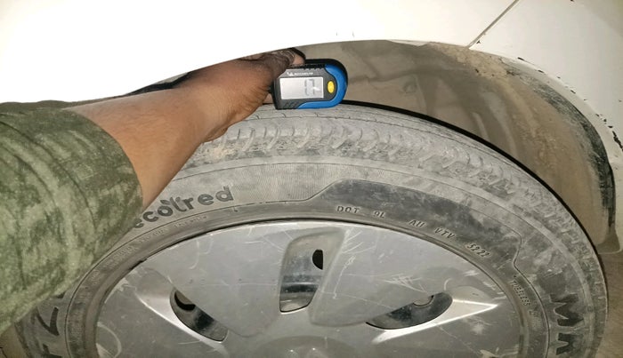 2017 Maruti Celerio ZXI, Petrol, Manual, 1,01,354 km, tyre