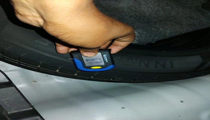 2024 Hyundai VENUE S PLUS 1.5 CRDI, Diesel, Manual, 27,474 km, tyre