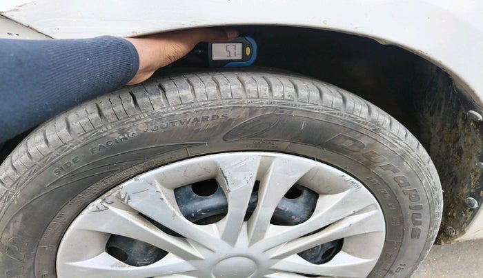 2012 Maruti Ertiga ZDI, Diesel, Manual, 1,53,136 km, tyre