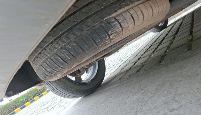 2022 Hyundai ALCAZAR PLATINUM (O) 6STR 2.0 AT, Petrol, Automatic, 48,171 km, tyre