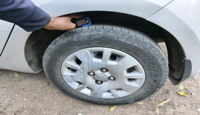 2013 Hyundai i20 MAGNA (O) 1.2, Petrol, Manual, 47,732 km, tyre