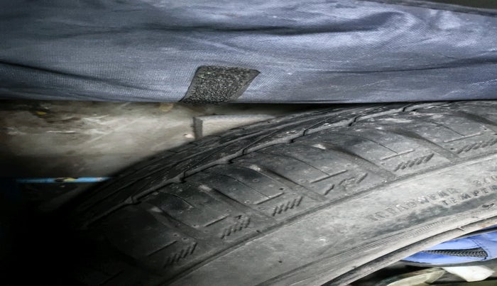 2013 Hyundai i20 MAGNA (O) 1.2, Petrol, Manual, 47,732 km, tyre