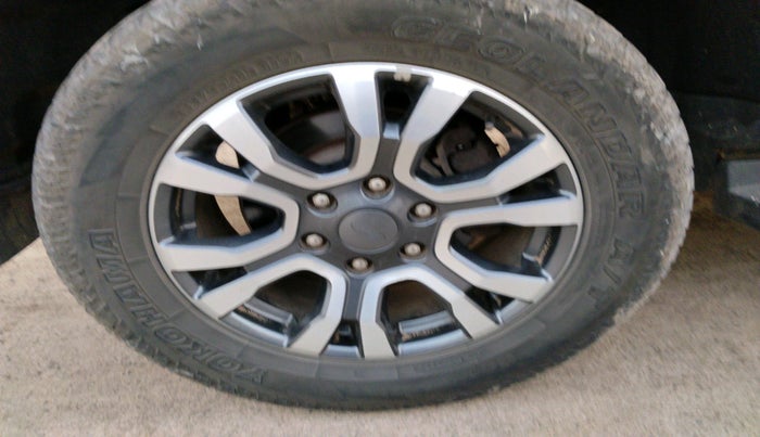 2019 Ford Endeavour TITANIUM PLUS 2.2 4X2 AT SUNROOF, Diesel, Automatic, 1,53,046 km, tyre