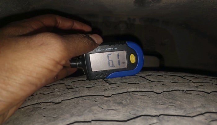 2022 Mahindra Thar LX PETROL HT 4WD AT, Petrol, Automatic, 52,092 km, tyre