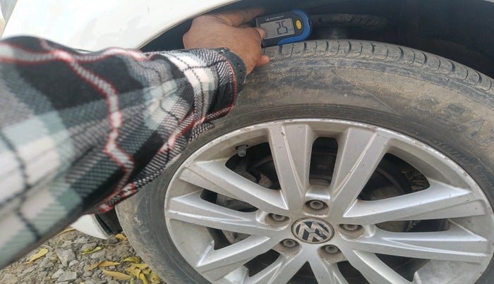 2013 Volkswagen Polo HIGHLINE DIESEL, Diesel, Manual, 74,546 km, tyre