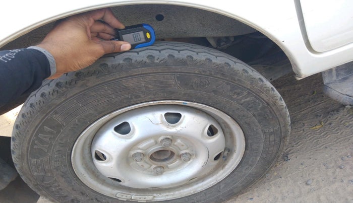 2019 Maruti Eeco 5 STR WITH A/C+HTR, CNG, Manual, 39,659 km, tyre