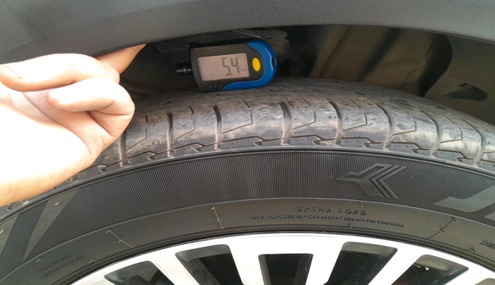 2019 Hyundai Creta SX 1.6 DIESEL, Diesel, Manual, 1,06,999 km, tyre