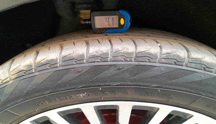 2019 Hyundai Creta SX 1.6 DIESEL, Diesel, Manual, 1,06,999 km, tyre