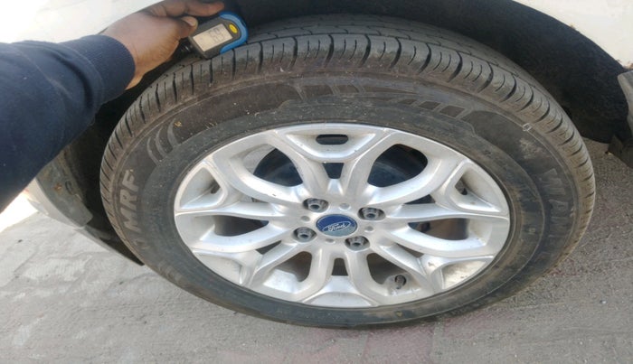 2014 Ford Ecosport TITANIUM 1.5L PETROL AT, Petrol, Automatic, 51,718 km, tyre