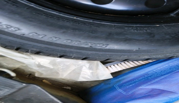 2023 Maruti Dzire VXI, Petrol, Manual, 37,980 km, tyre