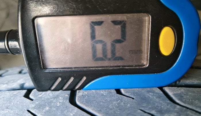 2023 Maruti Dzire VXI, Petrol, Manual, 37,980 km, tyre