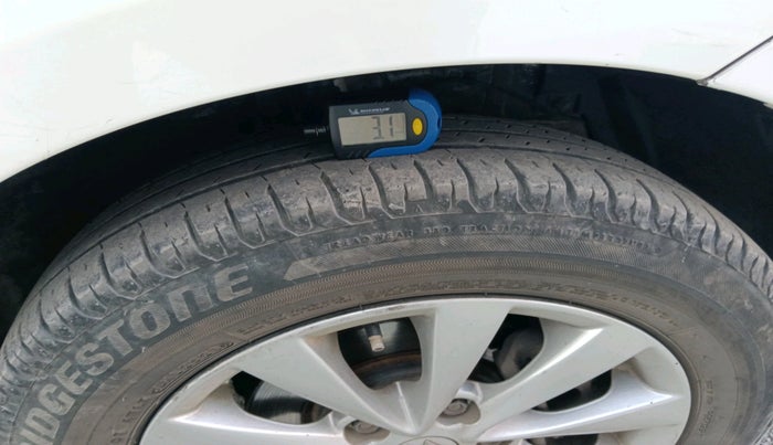 2015 Maruti Ertiga VDI, Diesel, Manual, 90,520 km, tyre