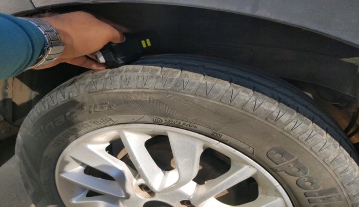 2017 Mahindra Kuv100 K6 D 6 STR, Diesel, Manual, 76,145 km, tyre